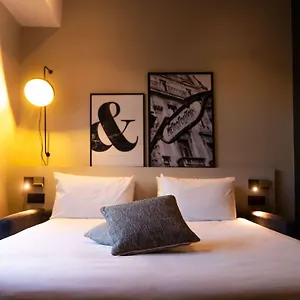 Отель Mercure Tour Eiffel Pont Mirabeau, Париж